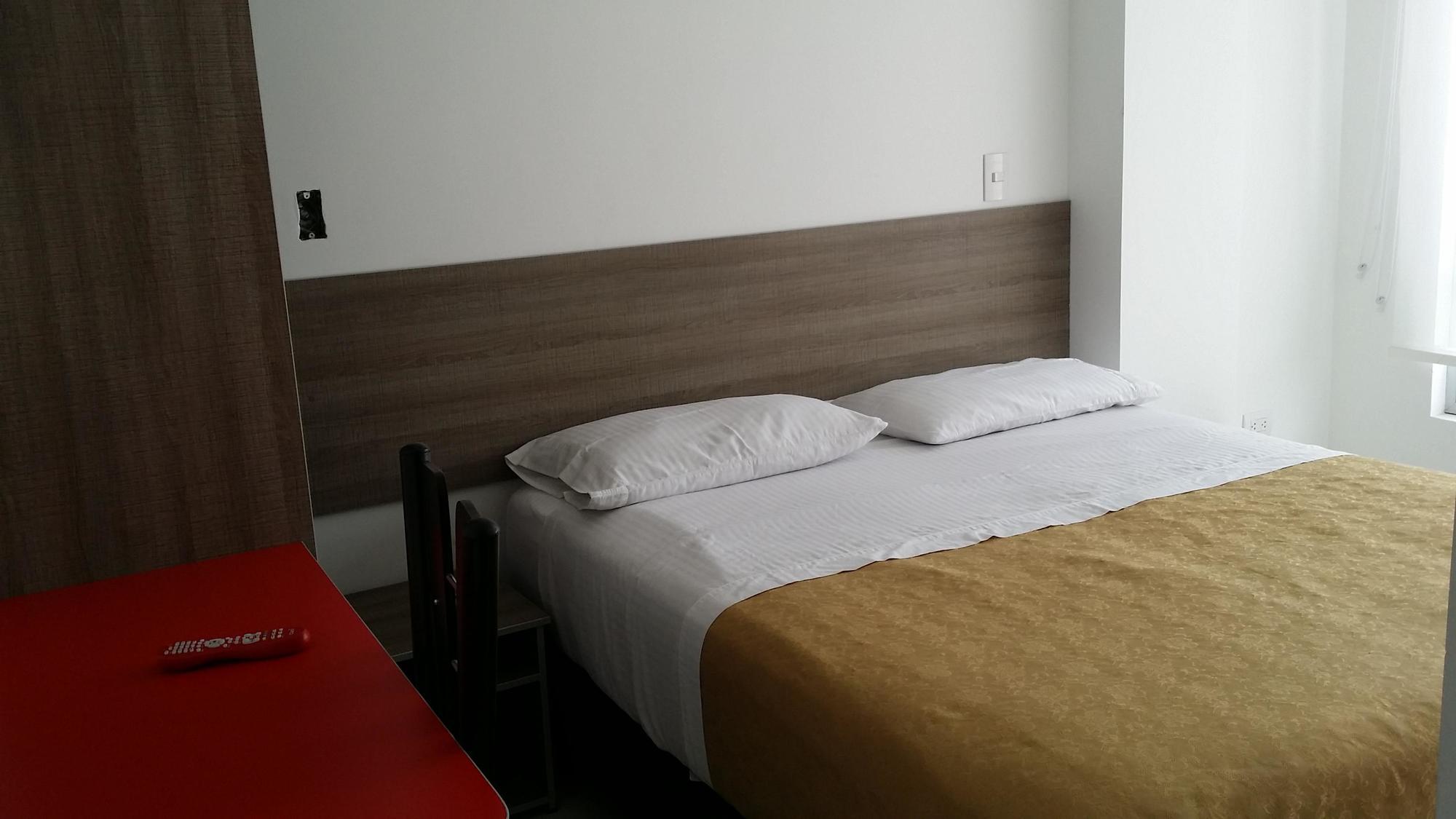 Hotel A On Holidays By Open - Cas-embajada Americana Bogotá